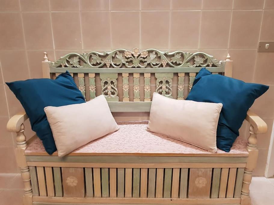 Fashion Cathedral Apartment, Centro Storico Napoli 外观 照片